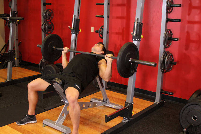 Incline press, plate-loaded or barbell — demonstration image 2