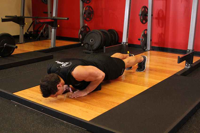 Push-Ups - Close Triceps Position — demonstration image 2