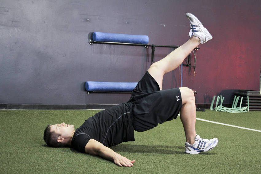Single Leg Glute Bridge — demonstration image 2